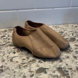 Bloch Spark In Tan Girls Jazz Shoes